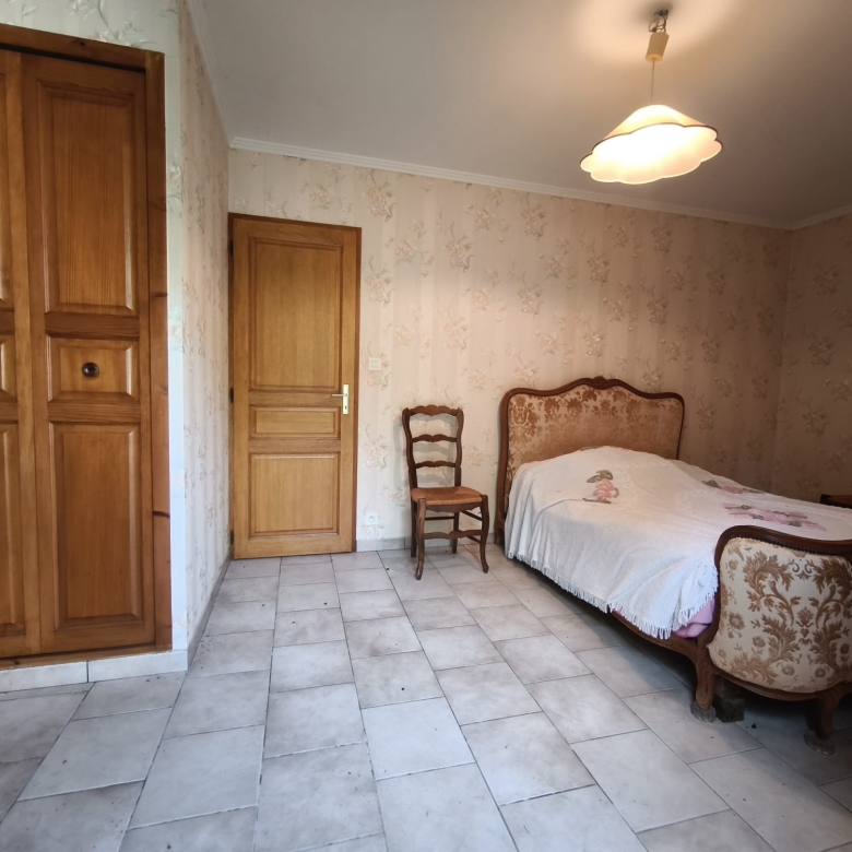 Immobilier Theillay – Longère sur 15511m² de terrain.