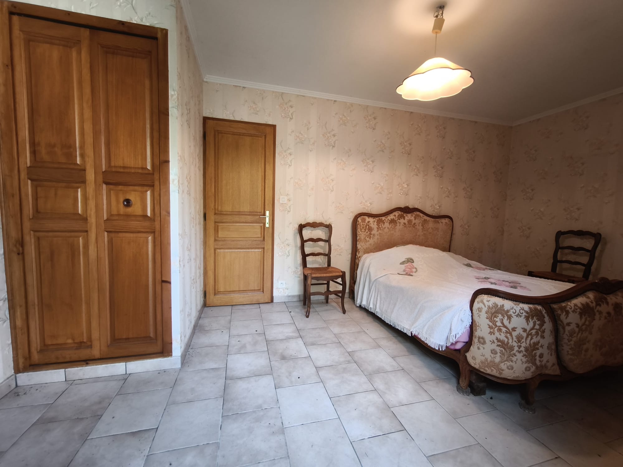 Immobilier Theillay – Longère sur 15511m² de terrain.