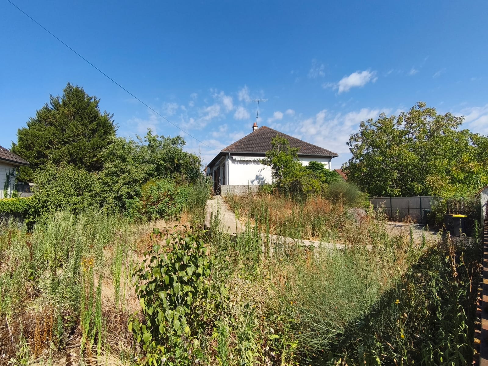 Immobilier Mont-Pres-Chambord, Pavillon sur sous sol à rénover